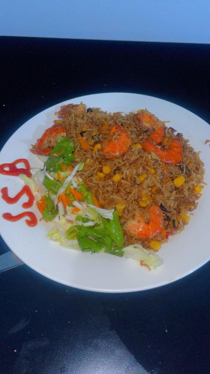 Shrimp fried rice 