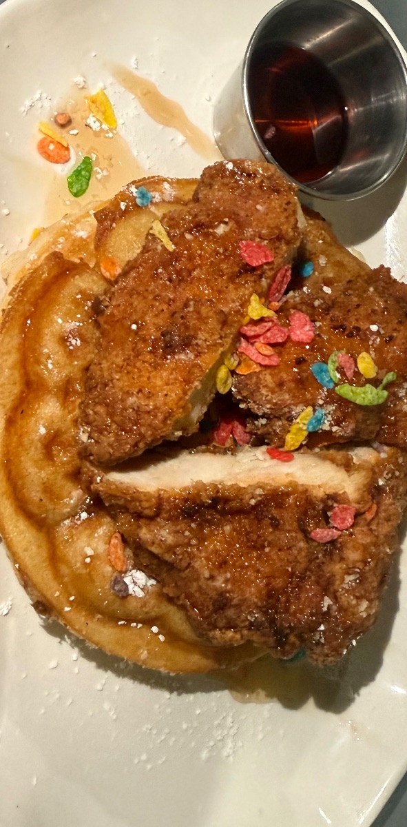 Chicken & Waffles 